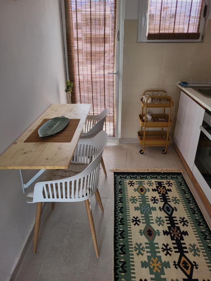 Viva La Veranda Apartment In Central Афины Экстерьер фото